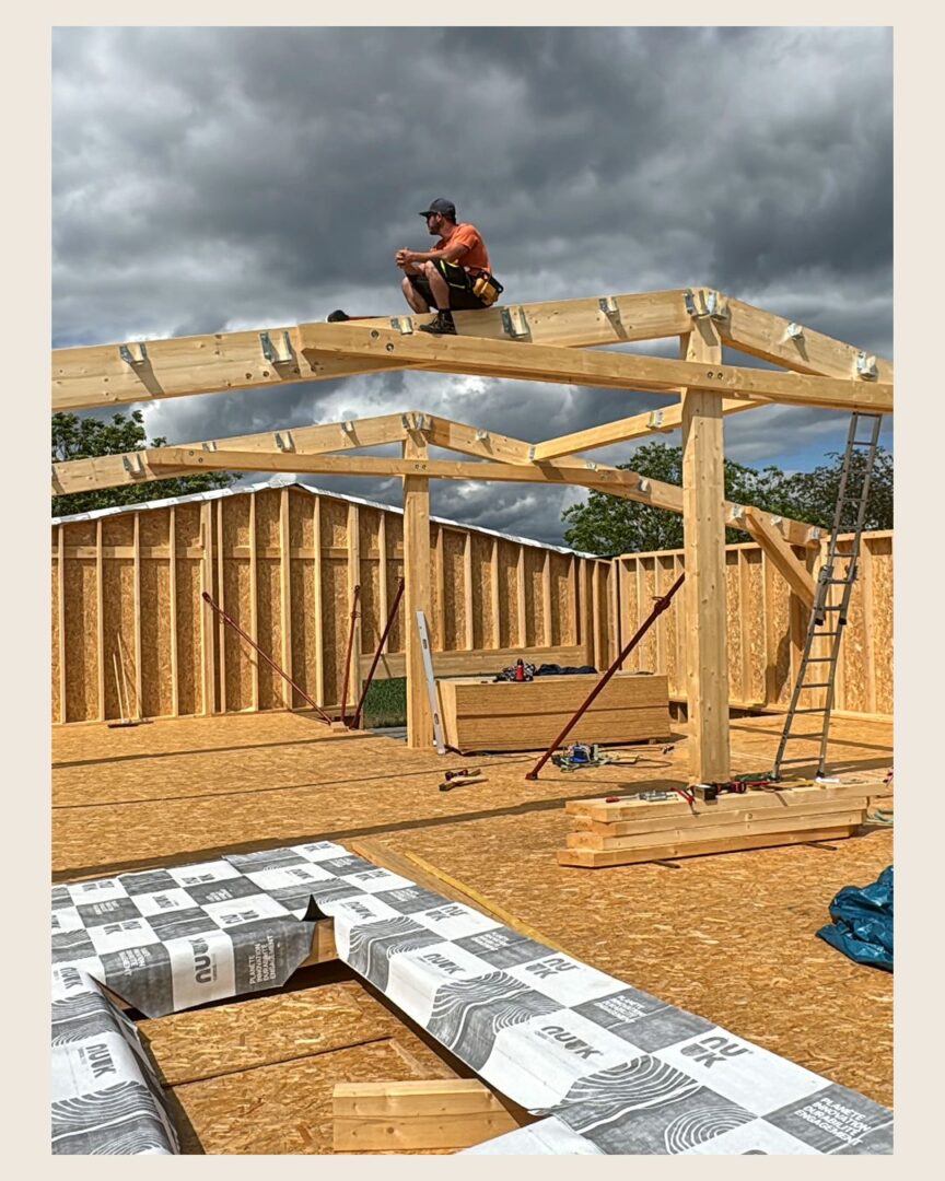 Chantier de l’atelier Destribois à Zellwiller : montage du premier étage (photo 4 sur 5)